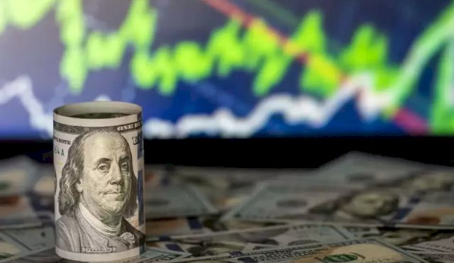 DOLAR